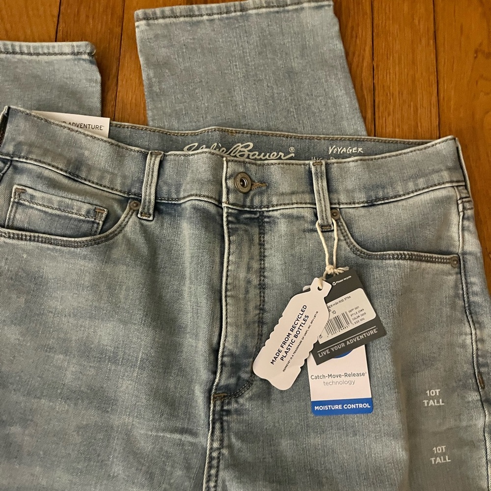 Eddie Bauer Light Blue Relaxed Jeans size 10 Tall